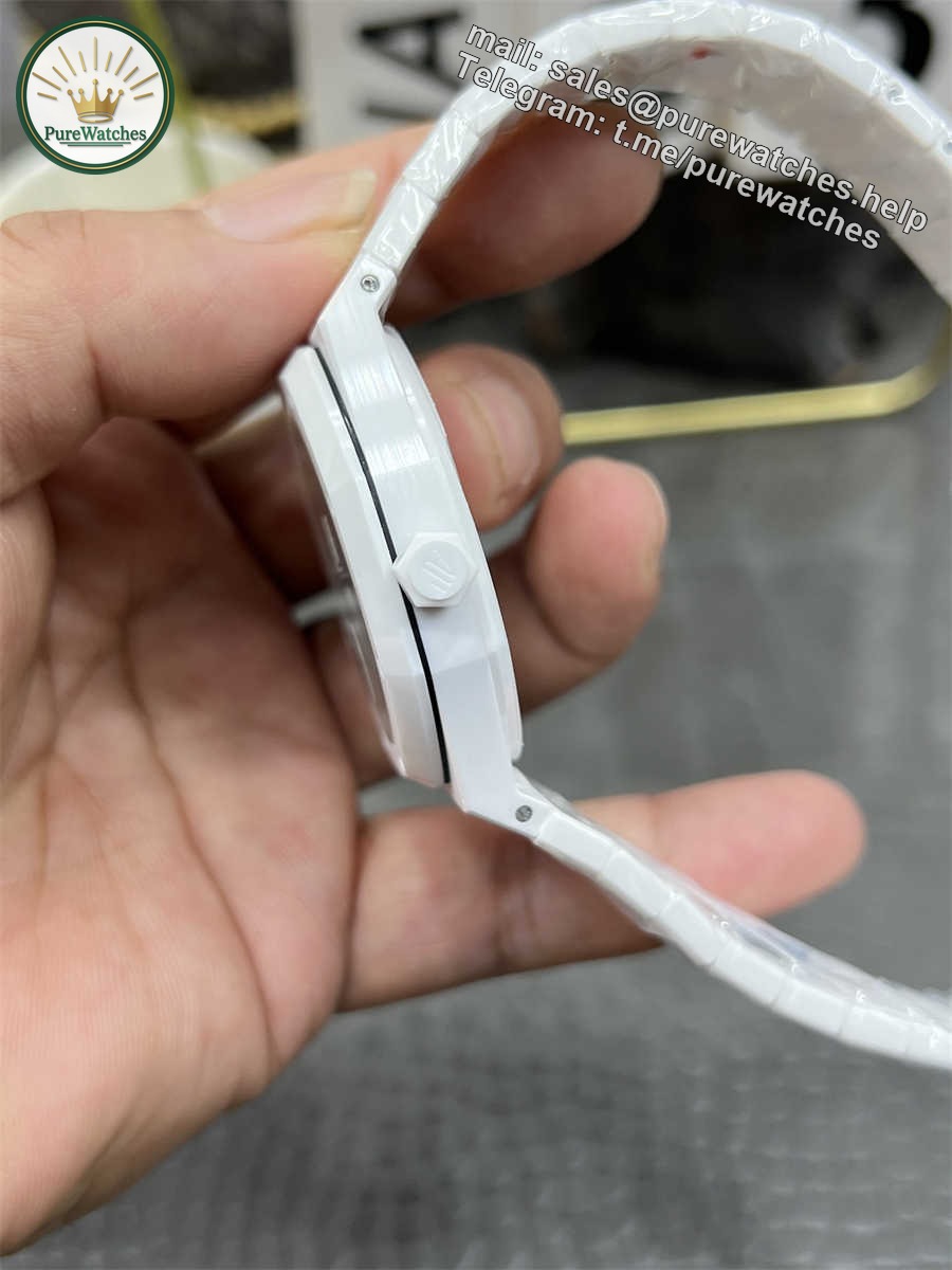 Audemars Piguet 15500 Replica White Ceramic Mod by APS Factory – Full Custom Edition Review (2025) - Image 5