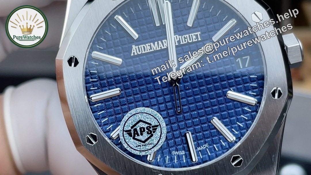 Audemars Piguet 15510 Blue – Royal Oak 41 mm Stainless Steel Watch - Image 4