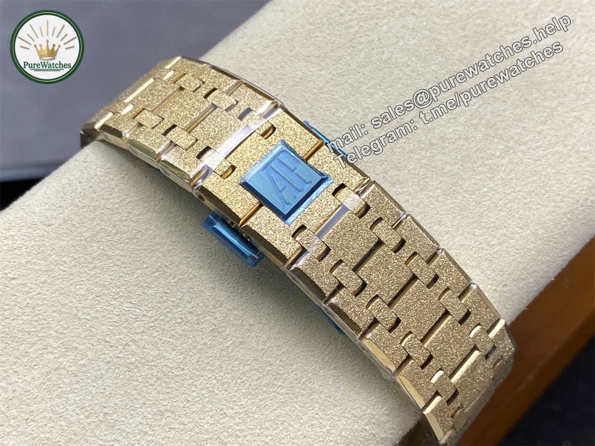 Audemars Piguet 26240 Replica �C APS Frosted Gold Royal Oak Chronograph - Image 6