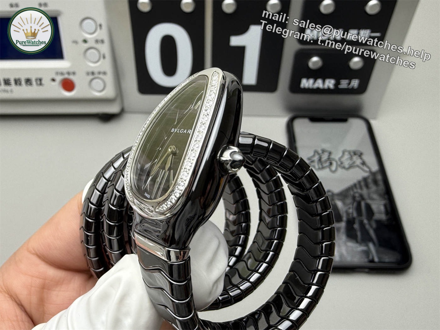 Bvlgari Serpenti 102803 Replica – Black Diamond Ceramic Watch - Image 4