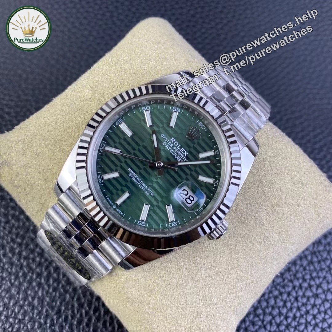 Clean Factory 126334‑0030 – 41mm Green Datejust Replica with 3235 Movement - Image 3