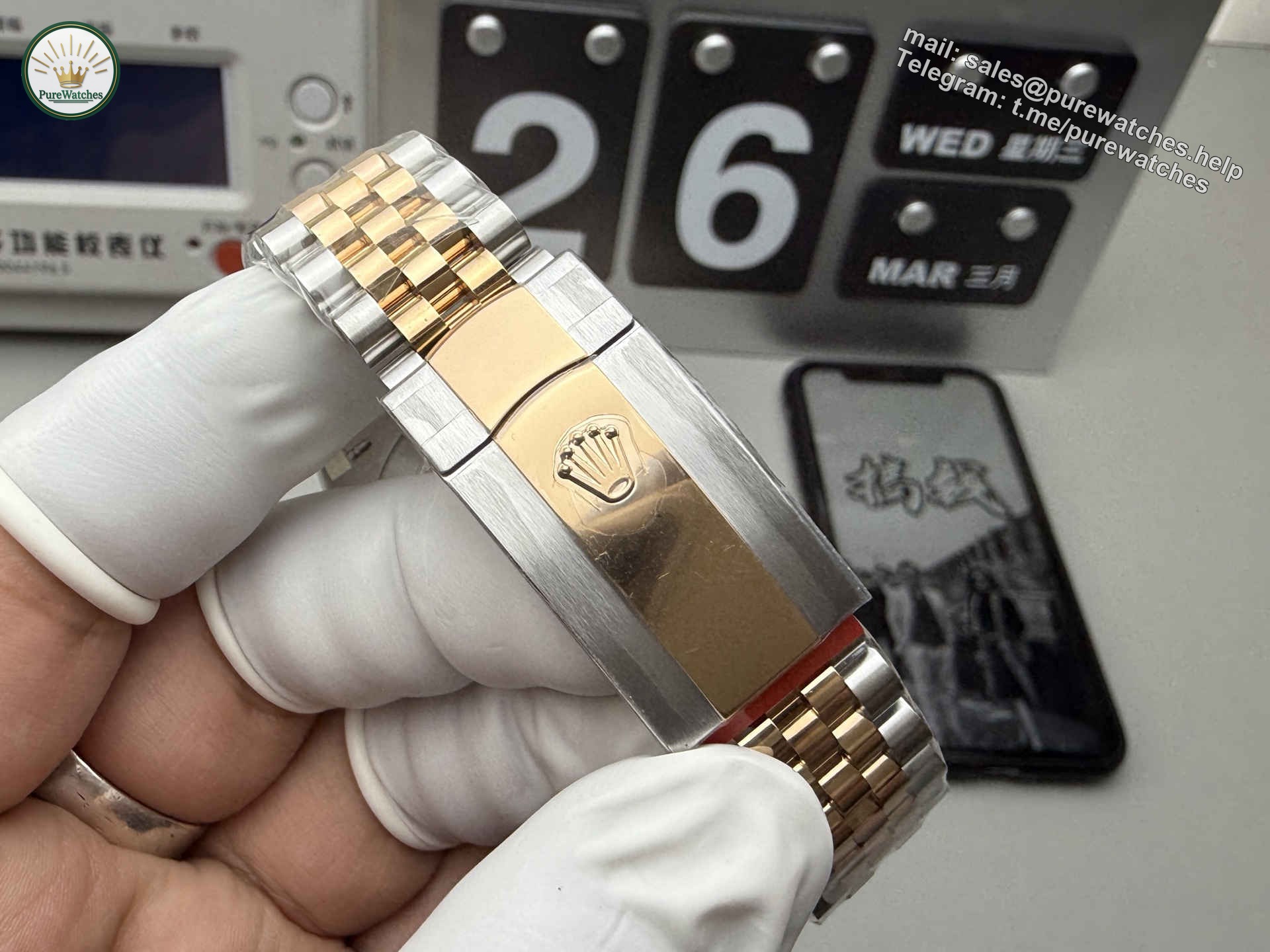 Clean Factory Datejust 126331 – Rose Gold & Steel 41mm Pink Dial Replica Watch - Image 2