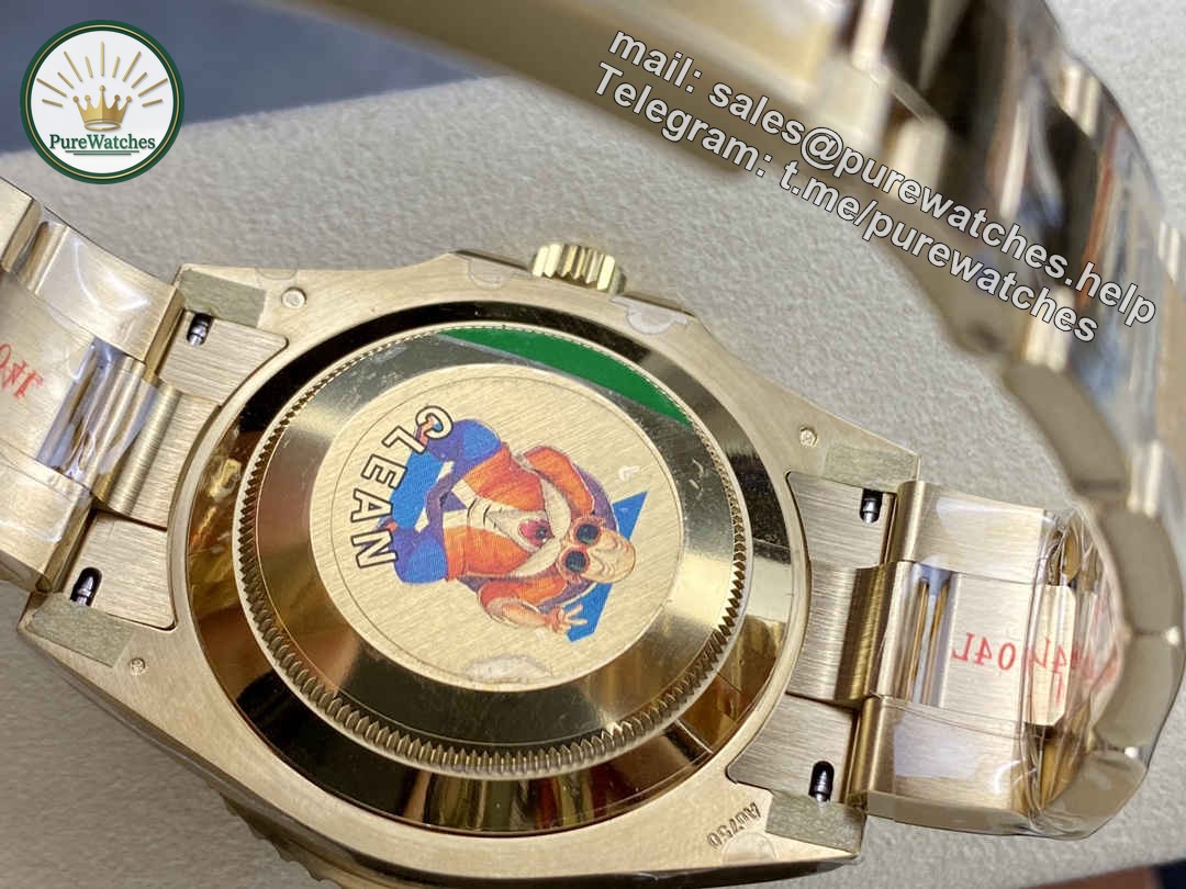 Clean Factory Rolex Submariner 126618LB – 41mm Full Gold Blue Submariner Replica - Image 7