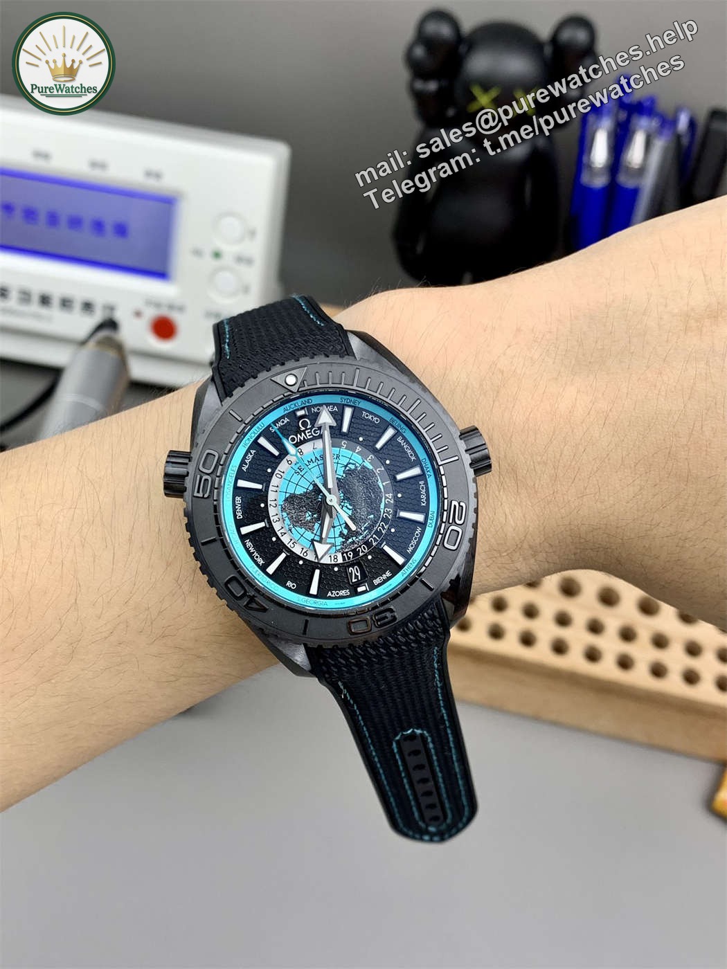 Omega Seamaster Worldtimer Replica – VS Factory Black Ceramic GMT 45.5mm - Image 9