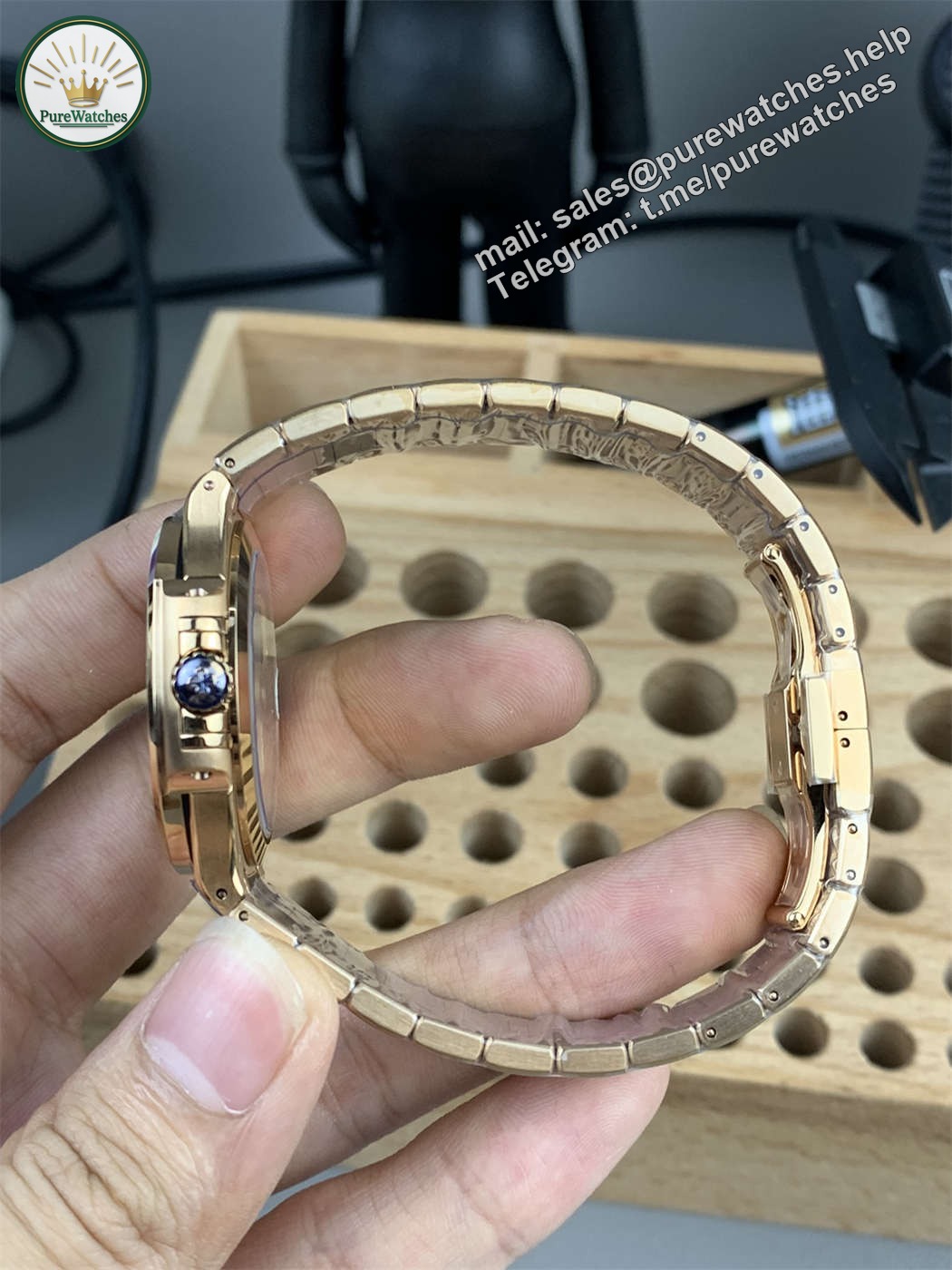 Patek Philippe 7118 Replica | 3K Factory Ladies Nautilus in Rose Gold & Diamonds - Image 9
