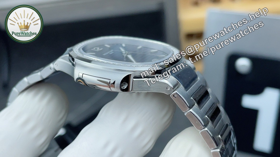 Patek Nautilus 7118 Diamond Replica – Blue Dial Luxury Ladies Nautilus - Image 4