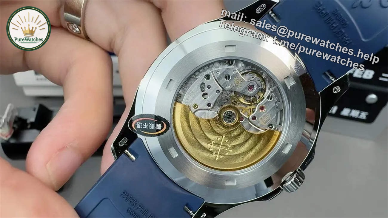 Patek Philippe Aquanaut 5168G Replica – Blue Dial, White Gold Case, 3K Factory Precision - Image 7