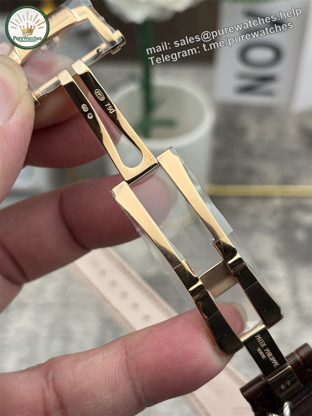 Patek Philippe Nautilus 5712 Replica �C 5712GR-001 Rose Gold Moonphase Watch - Image 9