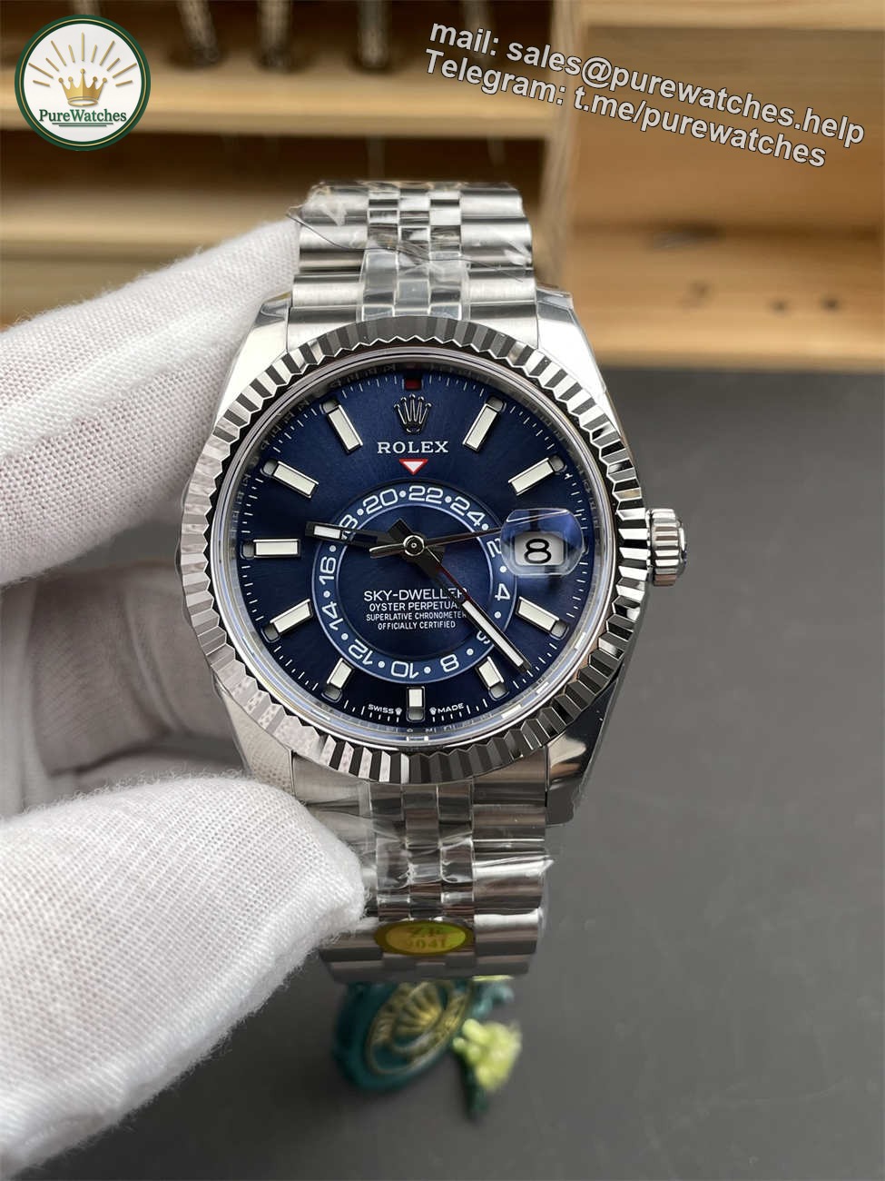 Sky Dweller Blue Dial Replica – ZF Factory 42mm Steel Automatic with Jubilee Bracelet - Image 9