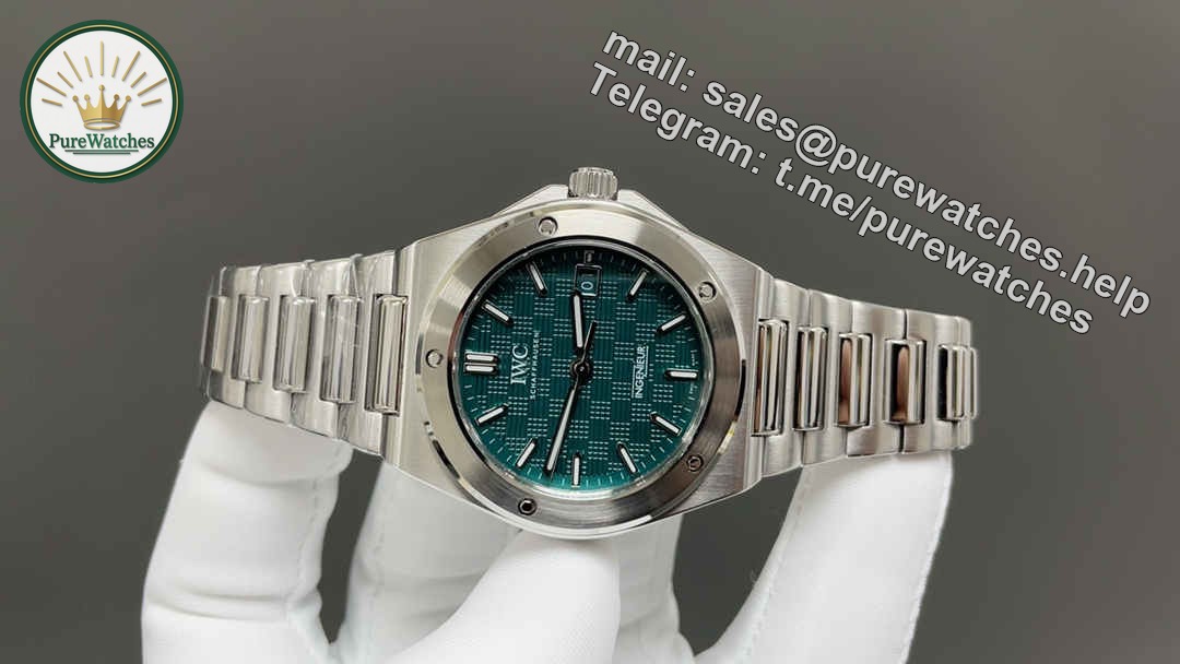 V7 IWC Ingenieur Clone – Premium 40mm Aqua Dial Replica with Full Steel Construction - Image 3