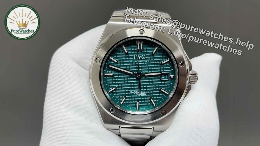 V7 IWC Ingenieur Clone – Premium 40mm Aqua Dial Replica with Full Steel Construction - Image 4