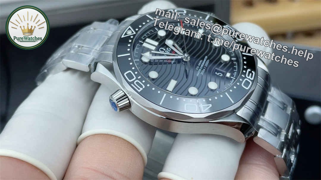 VSF Omega Seamaster 300M Replica – 42mm Stainless Steel & Ceramic Diver Watch - Image 4