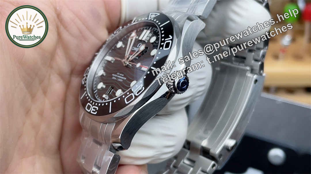 VSF Omega Seamaster 300M Replica – 42mm Stainless Steel & Ceramic Diver Watch - Image 5