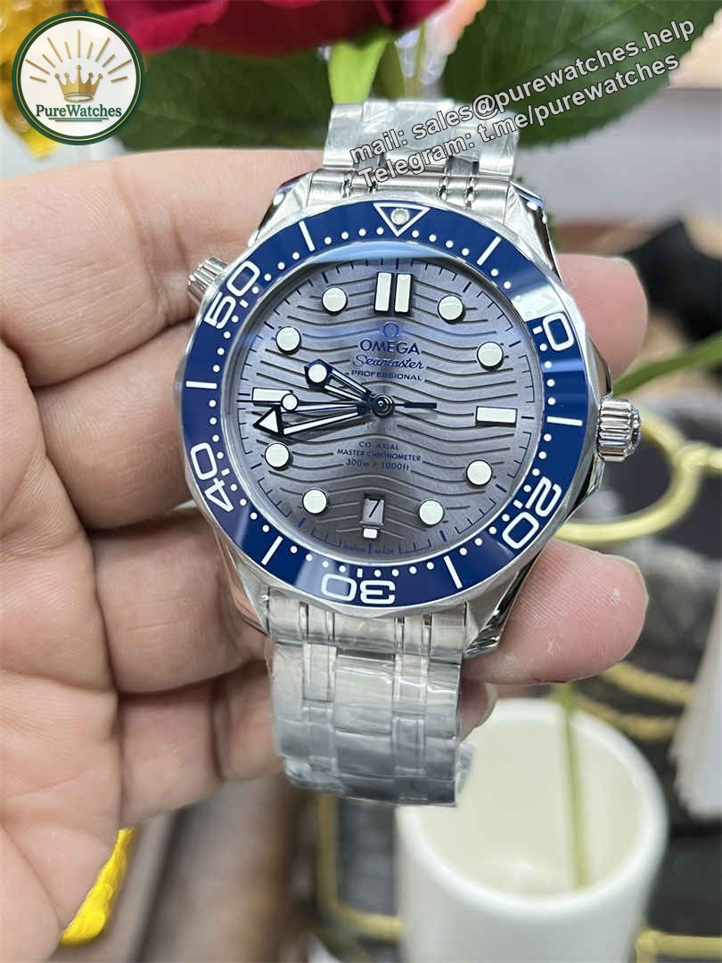 VSF Seamaster 300M Grey Dial Replica – 42mm Diver Watch with Ceramic Bezel - Image 3