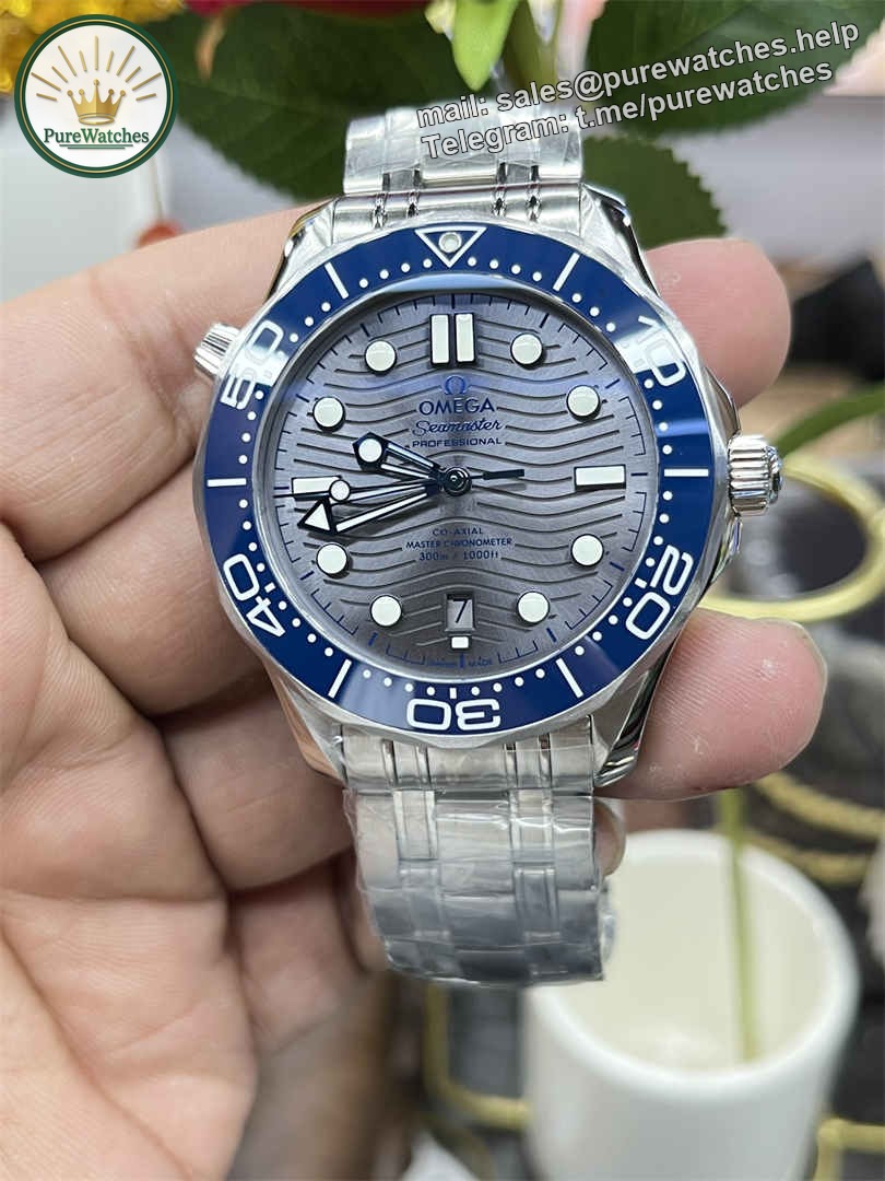 VSF Seamaster 300M Grey Dial Replica – 42mm Diver Watch with Ceramic Bezel