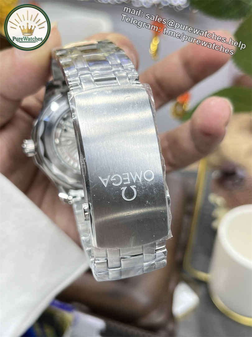 VSF Seamaster 300M Grey Dial Replica – 42mm Diver Watch with Ceramic Bezel - Image 7