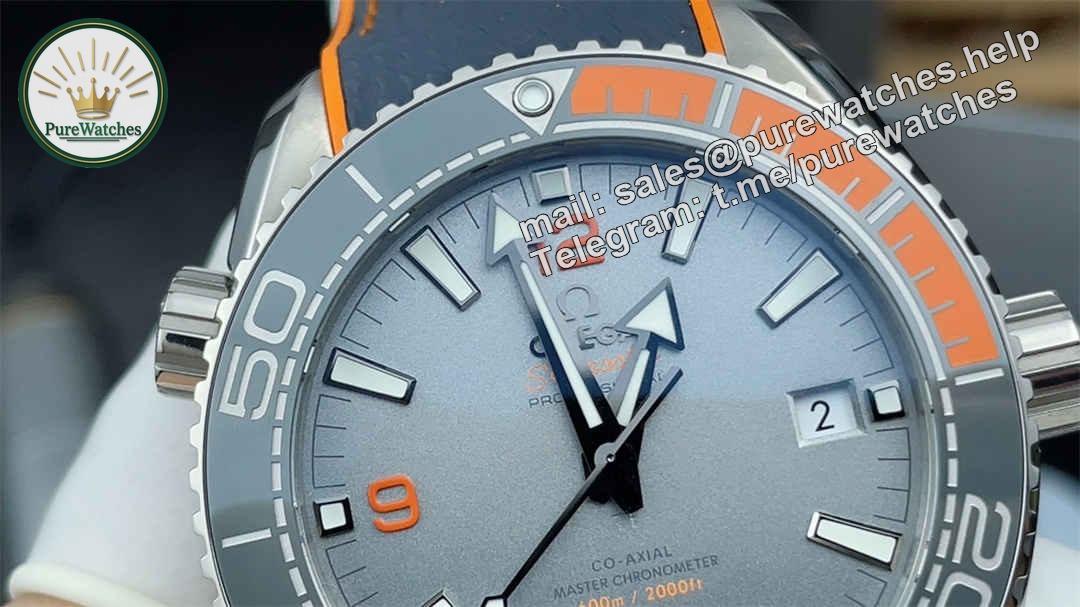 VSF Seamaster 600M Grey Orange Replica – 43.5mm Titanium Diver Watch - Image 4